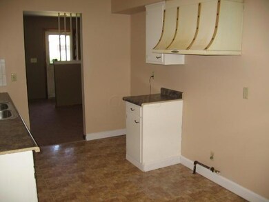 1261 Bernhard Rd, Columbus, OH 43227 - photo 5