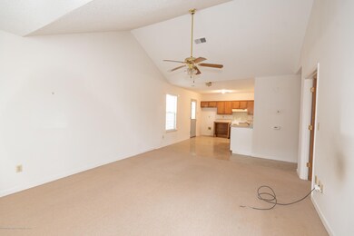 LIVING/KITCHEN