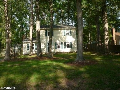 Exterior Front - Large Front Yard