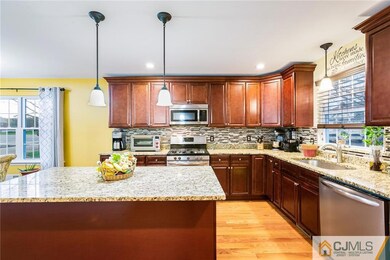 462 Voorhees Ave unit 1, Middlesex, NJ 08846 - photo 4