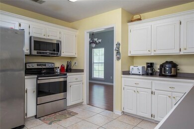 204 Wildwood Dr, Pineville, LA 71360 - photo 7