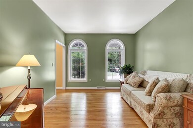 327 Whitmer Rd, Shippensburg, PA 17257 - photo 5