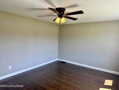 7766 Highway 44 E, Mount Washington, KY 40047 - photo 2