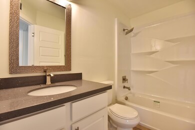 2308 N 28th Place unit 6, Phoenix, AZ 85008 - photo 7