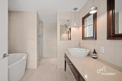 Gramercy by Starck unit 10A, New York, NY 10010 - photo 7