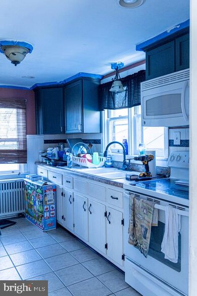 303 Summit Ave, Perkasie, PA 18944 - photo 3