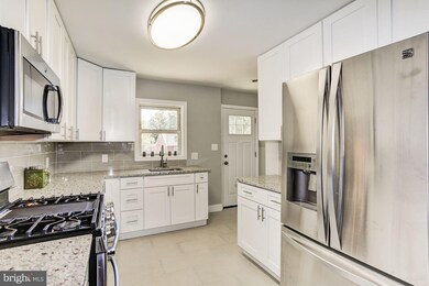 2117 Chapman Rd, Hyattsville, MD 20783 - photo 7