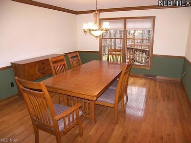 760 Valley View Cir, Aurora, OH 44202 - photo 2