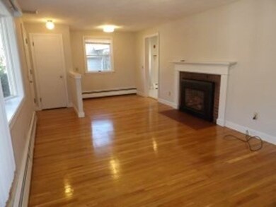7 Hemlock Rd, North Reading, MA 01864 - photo 2