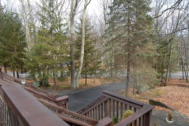 102 Waterview Dr, Lords Valley, PA 18428 - photo 3