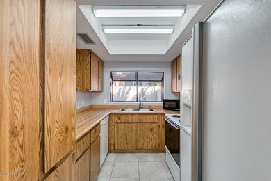 2538 E Wagoner Rd, Phoenix, AZ 85032 - photo 7