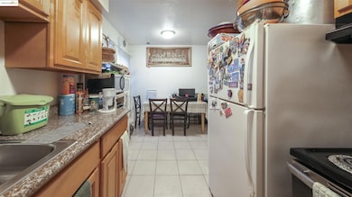 2120 E 22nd St, Oakland, CA 94606 - photo 6