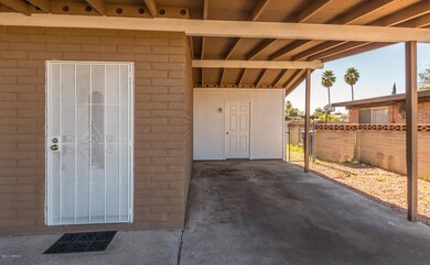 01 Front of Home 6712