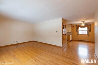 3607 N Lincoln Ave, Davenport, IA 52806 - photo 4