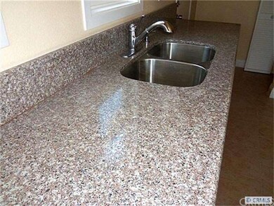 Granite counter tops.