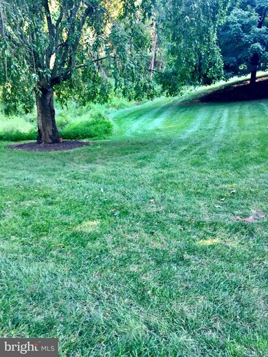 691 Budleigh Cir, Lutherville Timonium, MD 21093 - photo 2