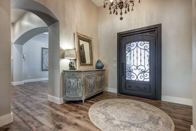 2045 E Avenida Del Valle Ct-7