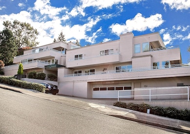 8005 SE 33rd Place unit A, Mercer Island, WA 98040 - photo 5