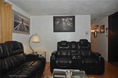 76 Manomet St, Providence, RI 02909 - photo 4