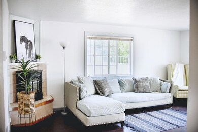 713 SW 26th St, Redmond, OR 97756 - photo 5