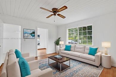 321 NE 169th St unit front, North Miami Beach, FL 33162 - photo 7