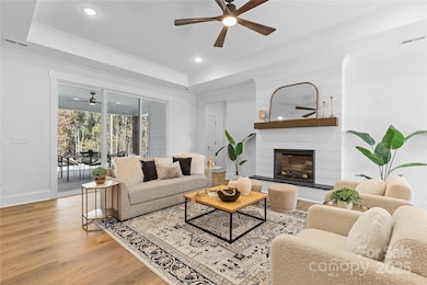 Cozy family room w/electric fireplace