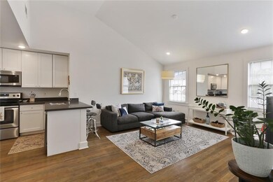 729 Second St unit 9, New Orleans, LA 70130 - photo 2