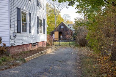 245 Thornton St, Portsmouth, NH 03801 - photo 4