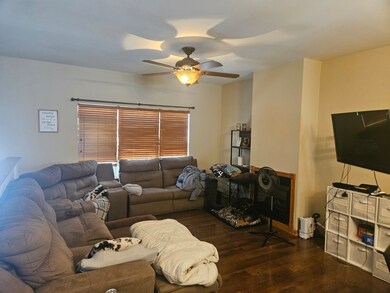 2206 Concord Dr unit B, Sycamore, IL 60178 - photo 4