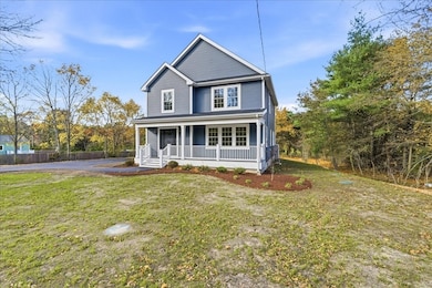 135 Plymouth St, Carver, MA 02330 - photo 2
