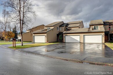 4002 Lunar Dr unit B2, Anchorage, AK 99504 - photo 2