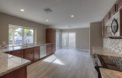 006_Kitchen ~ Casual Dining