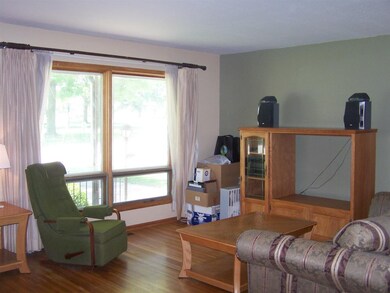 let in great natural light!
