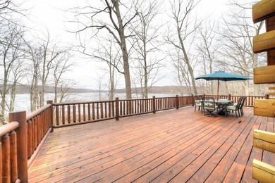 135 E Shore Dr, Hawley, PA 18428 - photo 4