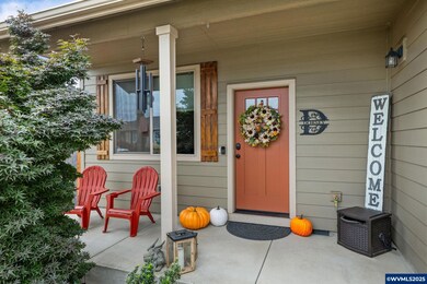 1202 Albatross Ct, Sweet Home, OR 97386 - photo 4