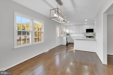 10507 Providence Way, Fairfax, VA 22030 - photo 5