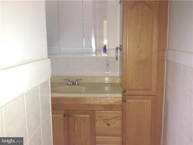 130 Orchard Ave, East Windsor, NJ 08520 - photo 5