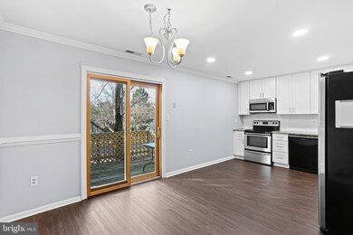 1543 Marlborough Ct unit II, Crofton, MD 21114 - photo 3