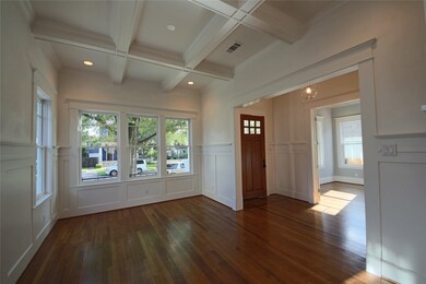728 E 7th 1/2 St, Houston, TX 77007 - photo 5