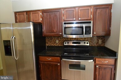 3800 Sunnyfield Ct unit 2B, Hampstead, MD 21074 - photo 3