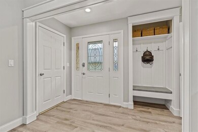 9985 Edelweiss Cir, Shawnee, KS 66203 - photo 3