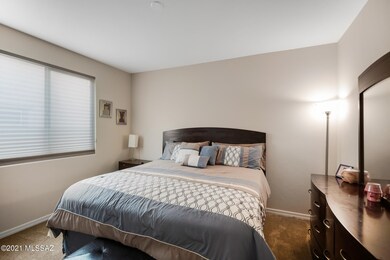 8753 N Big Ben Ln, Tucson, AZ 85742 - photo 6