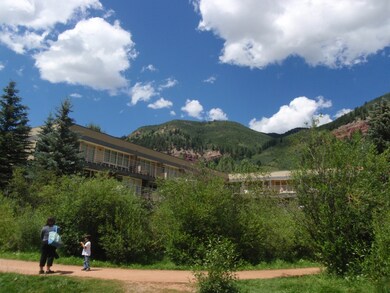 Muscatel Flats as seen from river trail