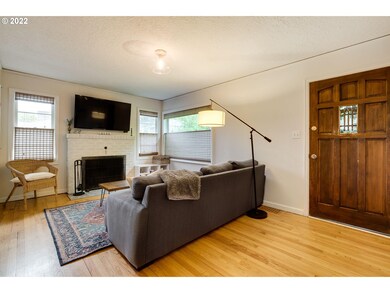1823 N Watts St, Portland, OR 97217 - photo 3