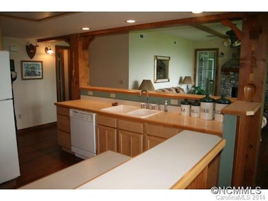 Entertaining Kitchen