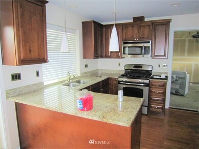 411 Rudnick Ct NW, Orting, WA 98360 - photo 4