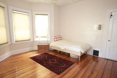 15 Beethoven St, Roxbury, MA 02119 - photo 6