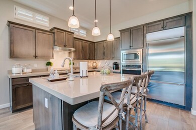 Kitchen Island with Quartz Top
