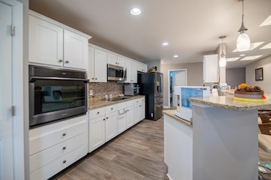 646 Hidden Pine Way, Fort Mitchell, KY 41017 - photo 2