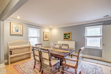 07-DINING ROOM